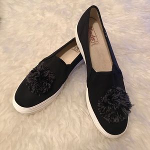 keds pom pom